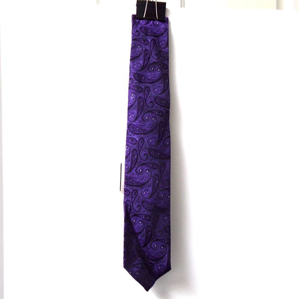 Chaps Purple Paisley Neck Tie